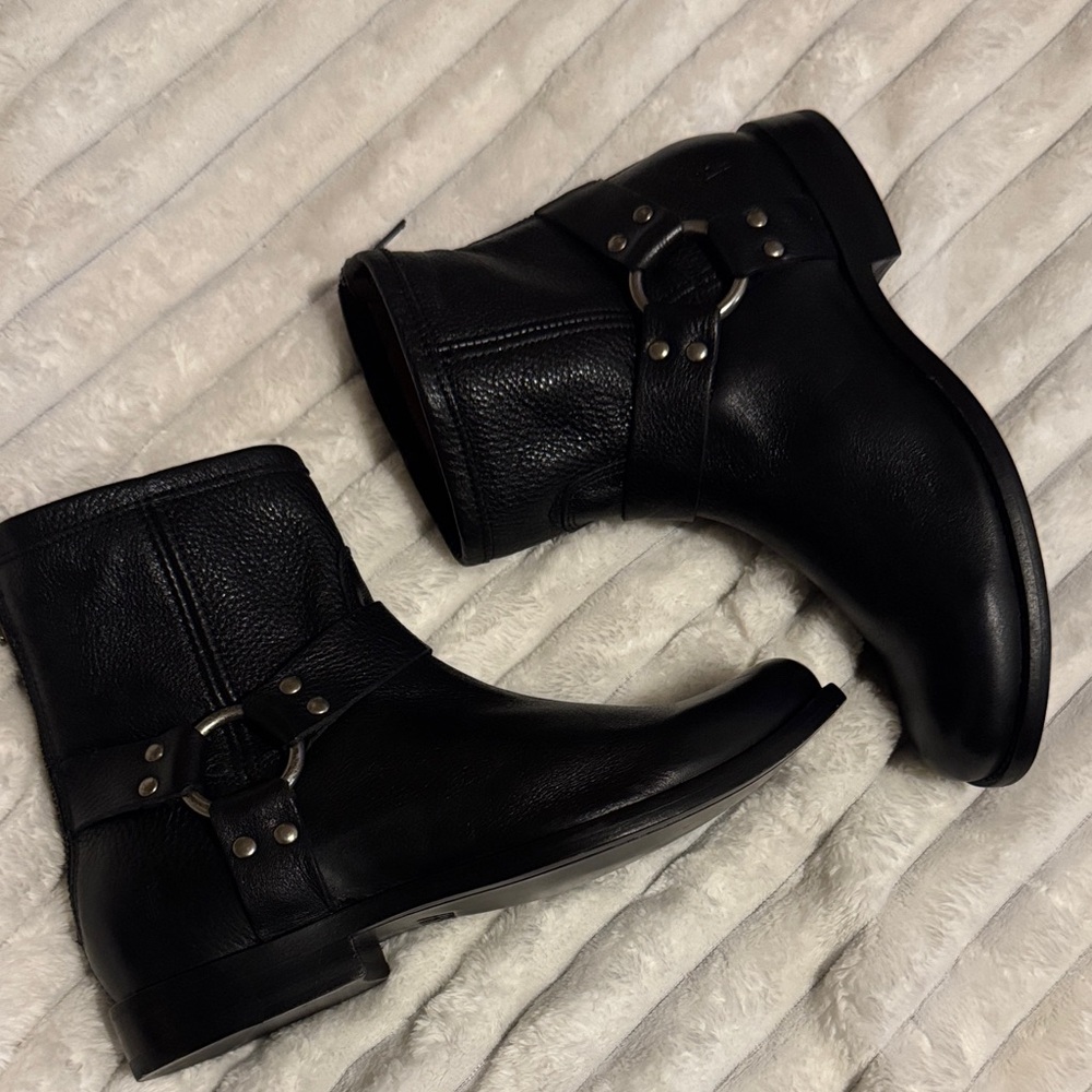 Frye Phillip Harness Short Black Leather Ankle Boots 6.5 NEW